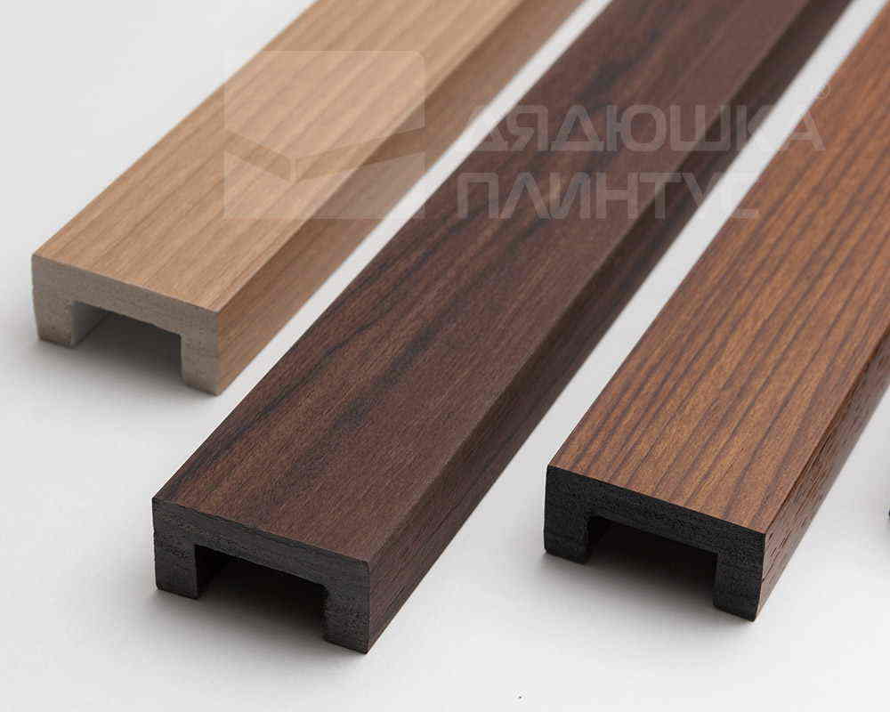 Молдинг из полистирола высокой плотности HI-WOOD LB40 BR490 40х20ммх 2,7м